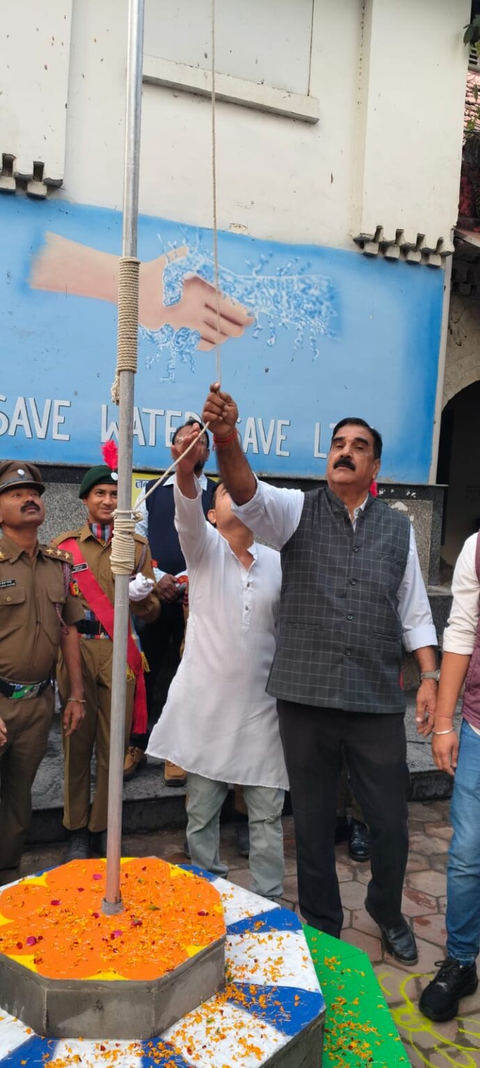 सेजस मल्टीपरपज स्कूल में गणतंत्र दिवस समारोह मनाया गया।