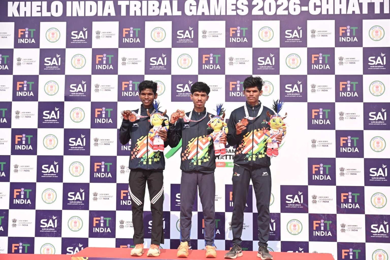 खेलो इंडिया ट्राइबल गेम्स (छठा दिन राउंडअप): अरुणाचल की नेडी न्गी, महाराष्ट्र के गोविंद पाडेकर ने 5000 मीटर में जीते स्वर्ण पदक।