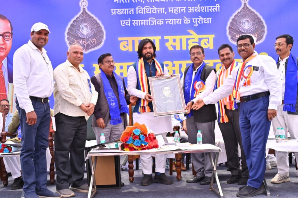 नवा रायपुर में जनसैलाब के बीच गरिमामय वातावरण में मनाई गई डॉ. भीमराव अंबेडकर की 135वीं जयंती, अंबेडकर चौक में बाबा साहब की आदमकद कांस्य प्रतिमा का होगा अनावरण…..