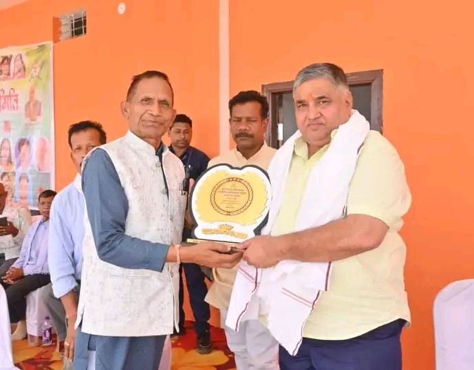 सामाजिक एकता और सांस्कृतिक चेतना का सशक्त केंद्र बनेगा नया सामाजिक भवन- पर्यटन एवं संस्कृति मंत्री राजेश अग्रवाल…..