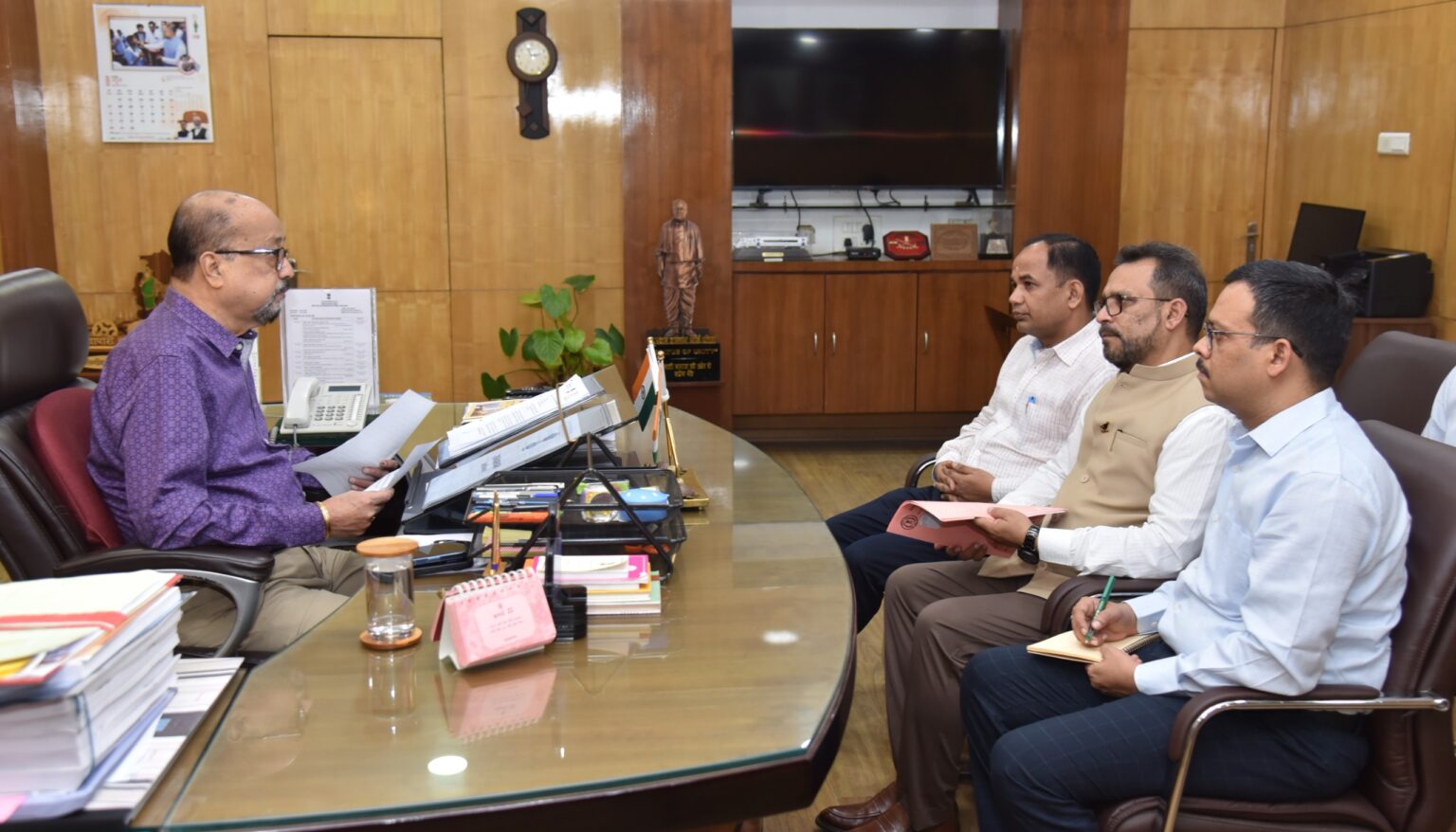 पेड़ों की सुरक्षा और संवर्धन पर समुचित ध्यान देने की आवश्यकता – राज्यपाल श्री डेका।