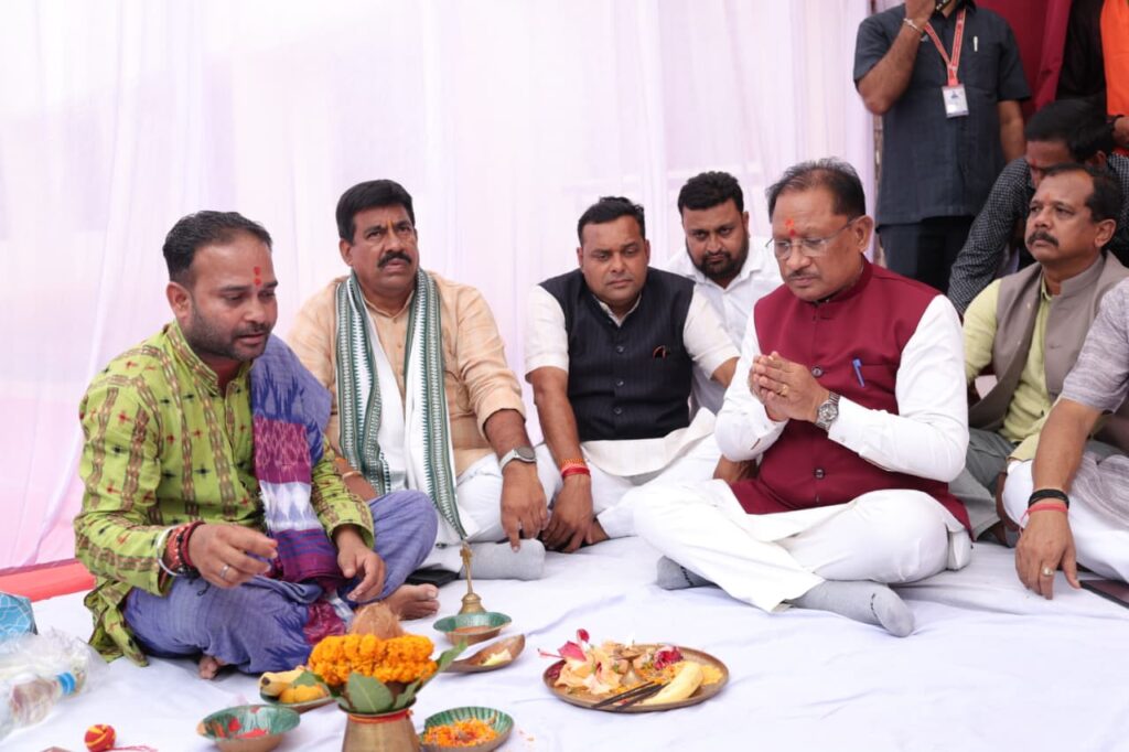 मुख्यमंत्री विष्णुदेव साय ने जशपुर जिले को दी 9.65 करोड़ रुपये से अधिक के विकास कार्यों की सौगात…..