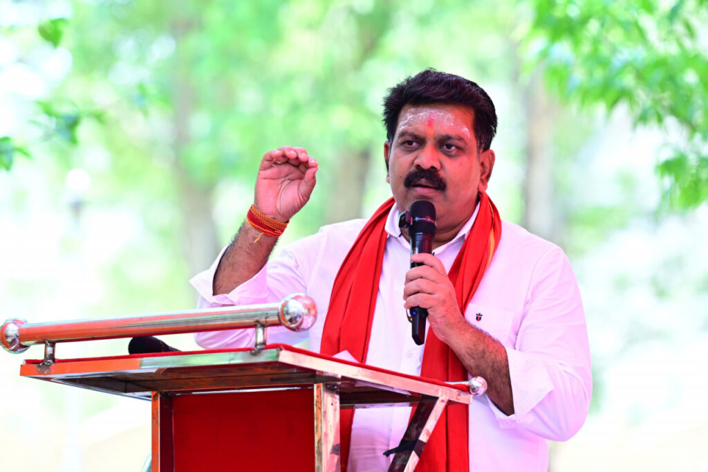 उप मुख्यमंत्री विजय शर्मा की अनुशंसा पर कबीरधाम जिले के विभिन्न निर्माण कार्यों के लिए 1 करोड़ 64 लाख रूपए की प्रशासकीय स्वीकृति….