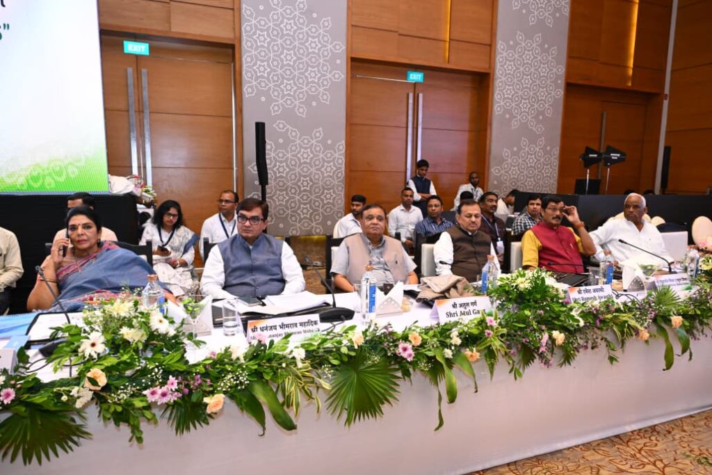 भारत-अमेरिका व्यापार संबंधों के मूल्यांकन पर संसदीय स्थायी समिति की रायपुर में बैठक आयोजित……