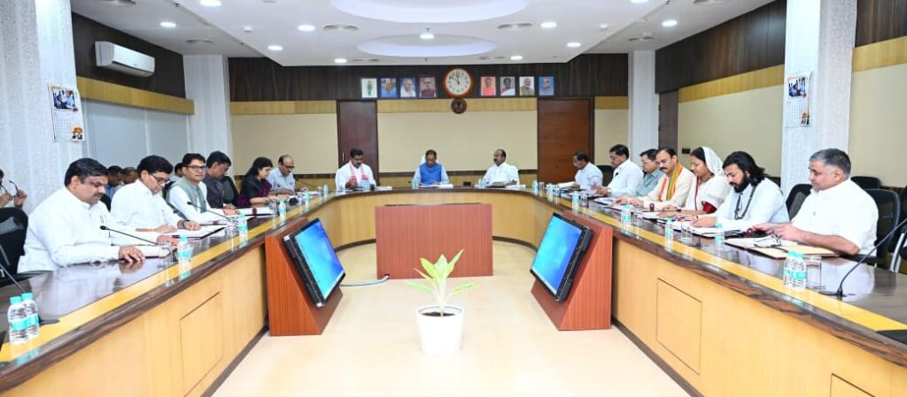 मुख्यमंत्री विष्णु देव साय की कैबिनेट ने लिए अहम फैसले, विकास और जनकल्याण को मिली नई दिशा….
