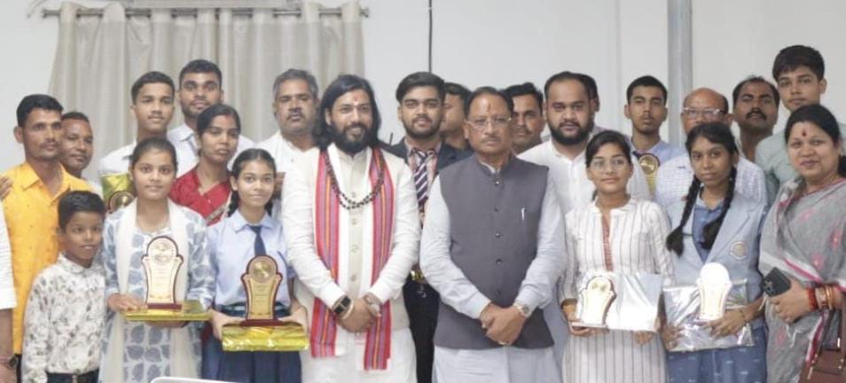 समर्पण, अनुशासन और निरंतर परिश्रम से हर लक्ष्य हासिल किया जा सकता है : मुख्यमंत्री विष्णुदेव साय….