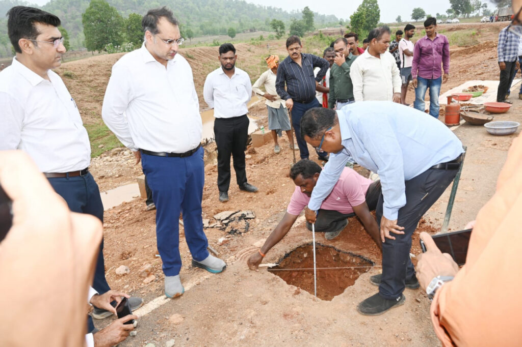 पीएम जनमन सड़क निर्माण में लापरवाही पर सख्त कार्रवाई, उप मुख्यमंत्री विजय शर्मा के निर्देश पर सहायक अभियंता और उप अभियंता निलंबित…..