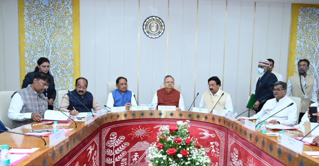 विधानसभा पावस सत्र की तैयारियां तेज, कार्य मंत्रणा समिति की बैठक में मुख्यमंत्री साय सहित वरिष्ठ नेता रहे मौजूद…..