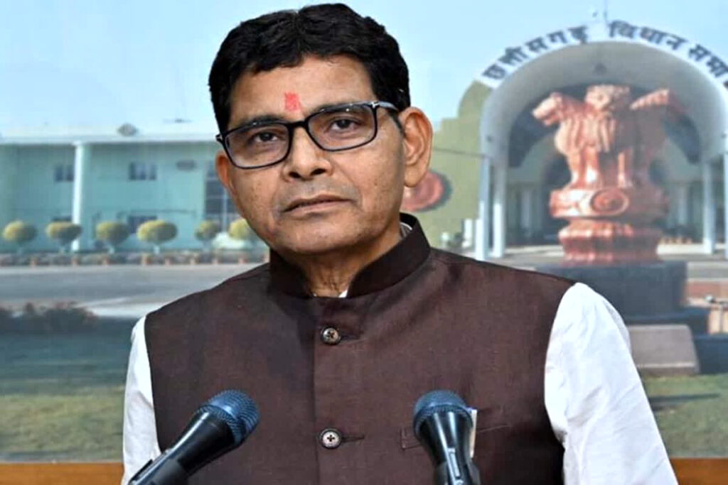 शिक्षा में निवेश, आने वाली पीढ़ियों के उज्ज्वल भविष्य की गारंटी- उच्च शिक्षा मंत्री टंक राम वर्मा…..