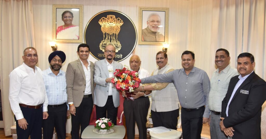 राज्यपाल रमेन डेका से निजी विश्वविद्यालयों के पदाधिकारियों ने की भेंट….
