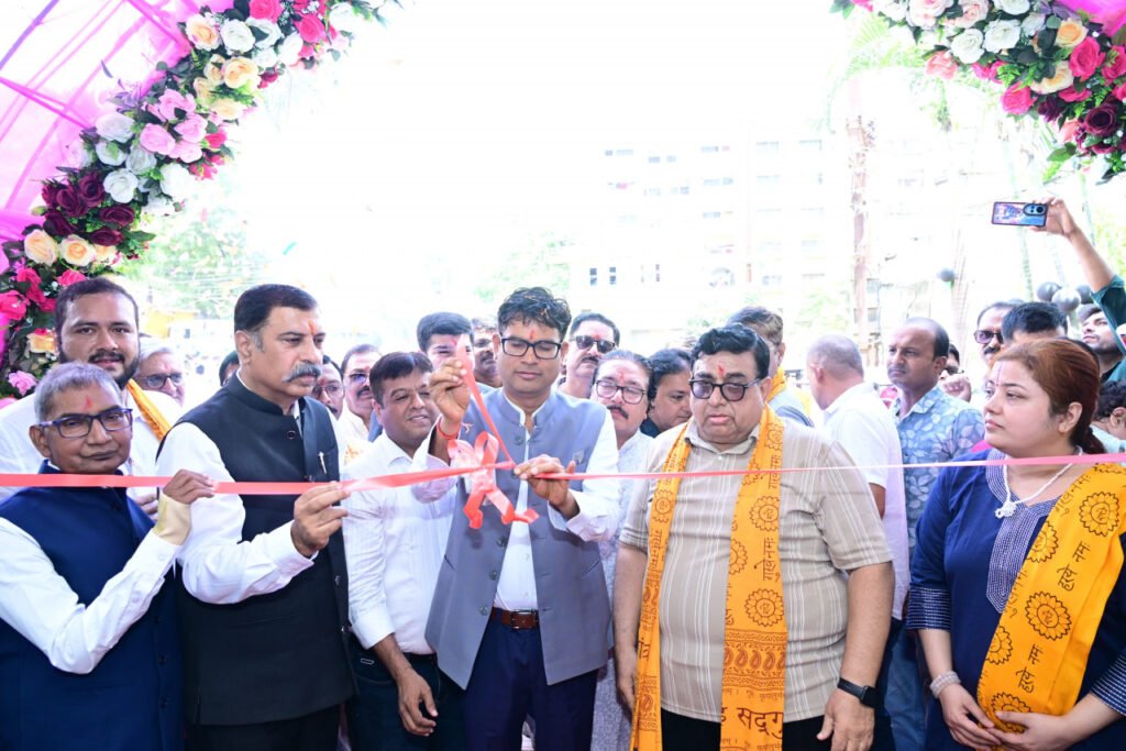 वित्त मंत्री ओपी चौधरी ने किया जीके इलेक्ट्रिक शोरूम का शुभारंभ….