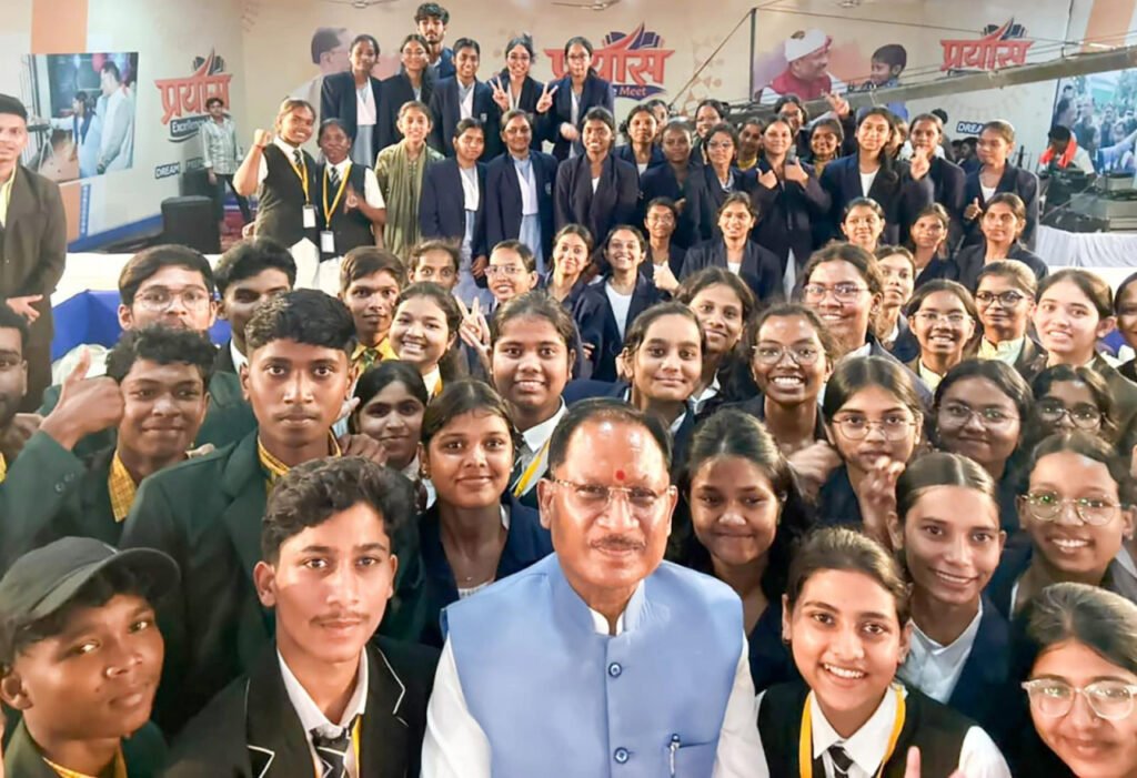 शिक्षा से विकसित छत्तीसगढ़ तक: मुख्यमंत्री साय ने नीट क्वालीफाई विद्यार्थियों के साथ साझा किया भविष्य का रोडमैप…..