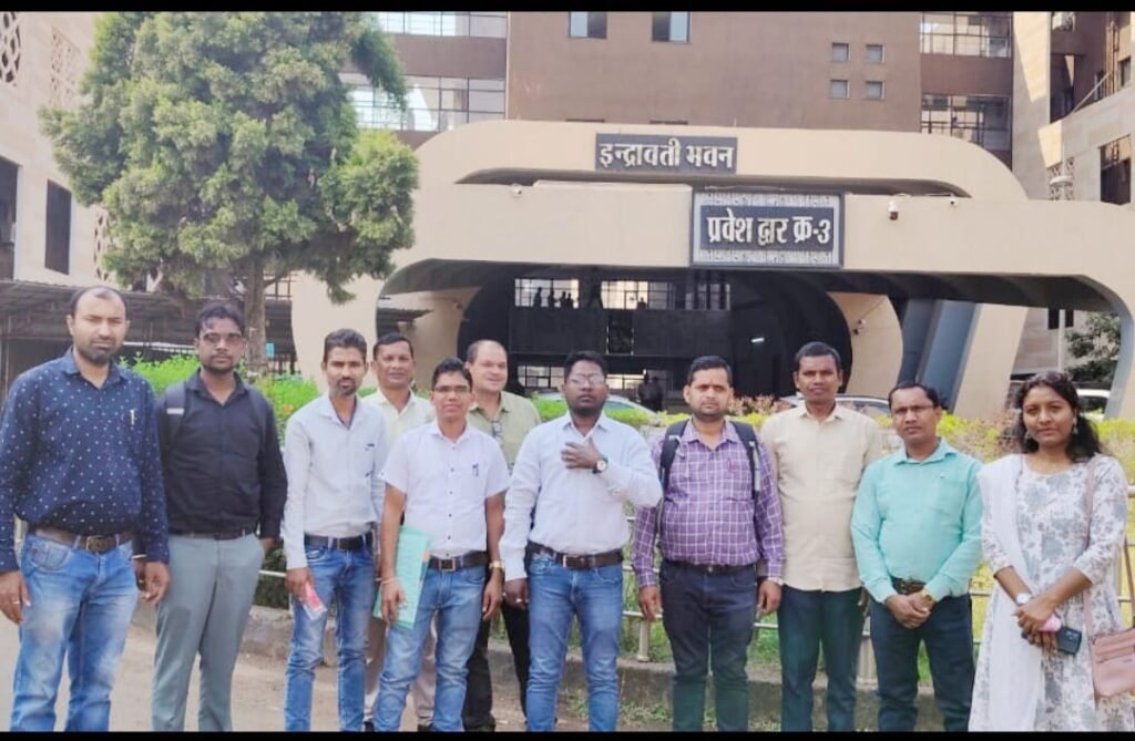 विषयवार शिक्षक भर्ती आने पर विषय बाध्यता मंच ने दी प्रदेशभर के अभ्यर्थियों को बधाई ऋषि राजपूत बोले यह शिक्षागुणवत्ता हेतु सरकार की संवेदनशीलता ।