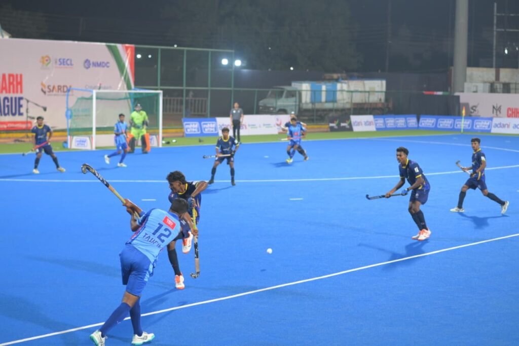 राजधानी रॉयल्स पर 4-3 की जीत के बाद चक्रधर चैंपियंस सेमीफाइनल में जगह बनाने के और करीब….