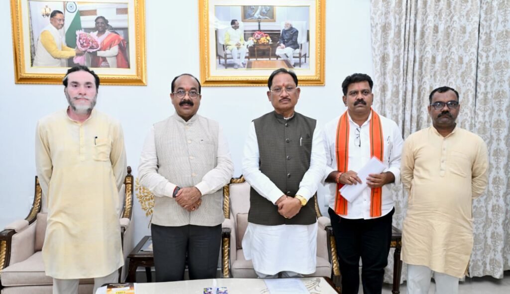 गन्ना किसानों के हित में बड़ा निर्णय: अब 425 रुपए प्रति क्विंटल की दर से होगी गन्ने की खरीदी, भारतीय किसान संघ के प्रतिनिधिमंडल से चर्चा के बाद मुख्यमंत्री विष्णु देव साय ने लिया महत्वपूर्ण निर्णय…..